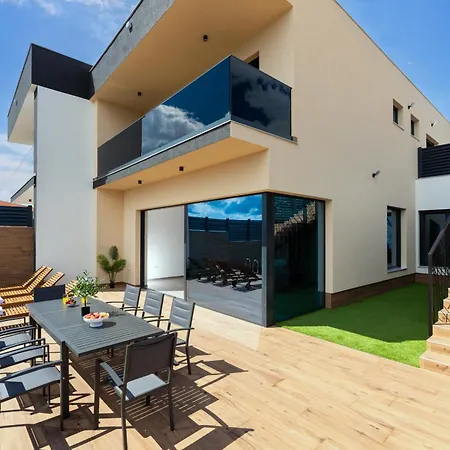 Villa Faye *