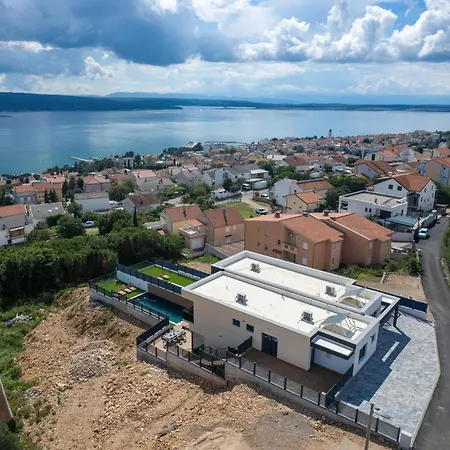 Faye * Crikvenica